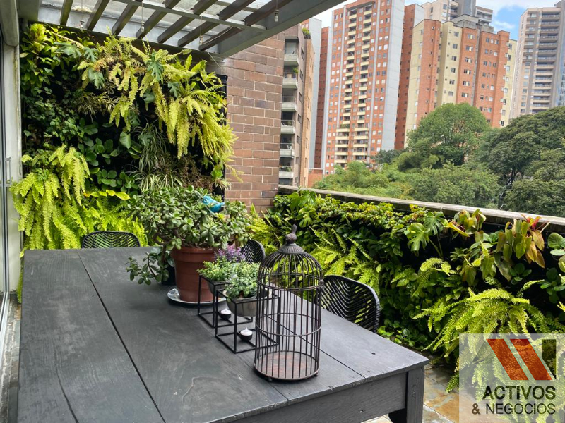 Apartamento disponible para Venta en Medellin con un valor de $1,200,000,000 código 2114