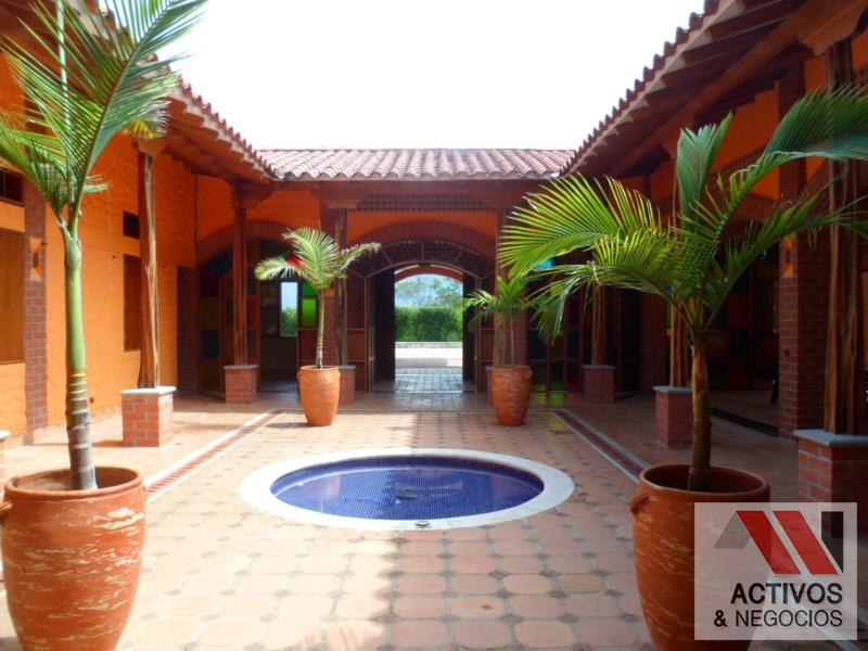 Casa-Finca disponible para Venta en Santafe De Antioquia con un valor de $2,900,000,000 código 1086