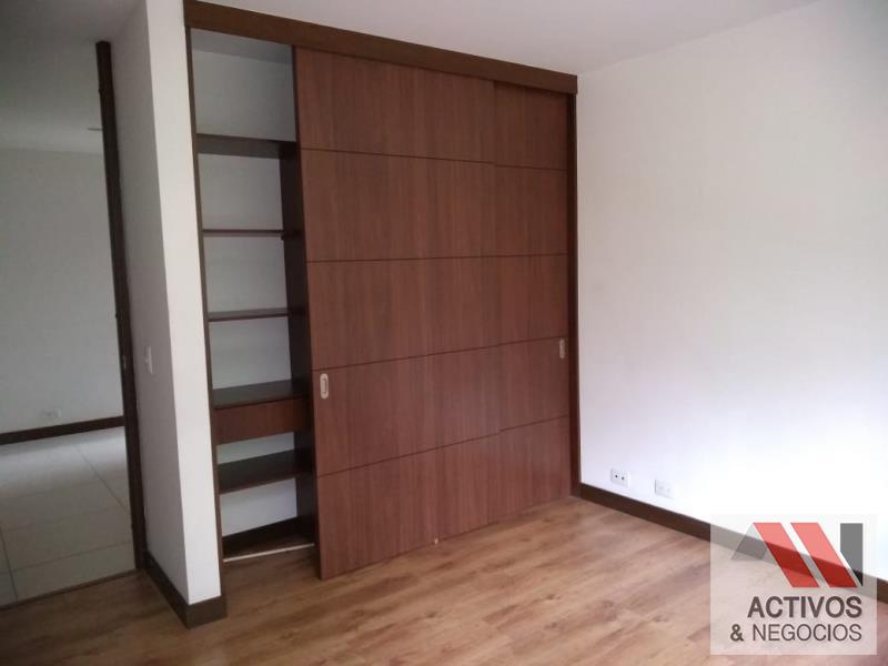 Apartamento disponible para Venta en Medellin con un valor de $695,000,000 código 144