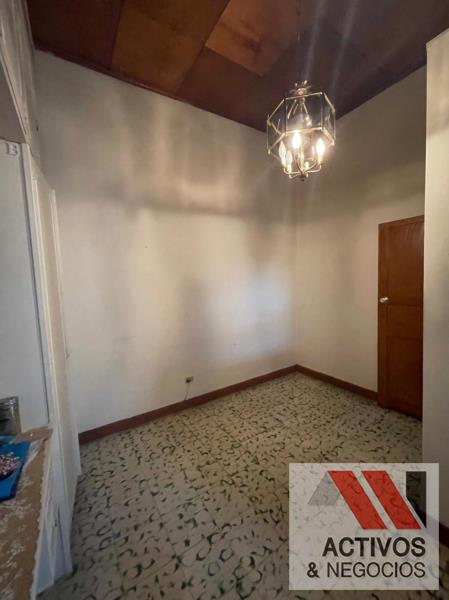 Casa disponible para Venta en Medellin con un valor de $600,000,000 código 1824